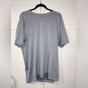 Men’s Lululemon Shirt
